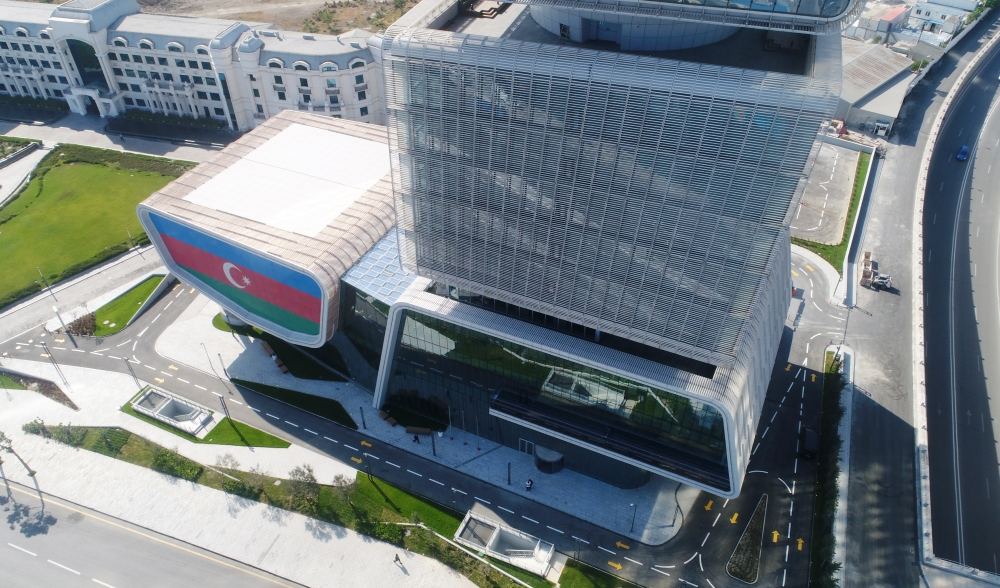 Prezident İlham Əliyev İqtisadiyyat Nazirliyinin yeni binasının açılışında iştirak edib (FOTO) - Gallery Image