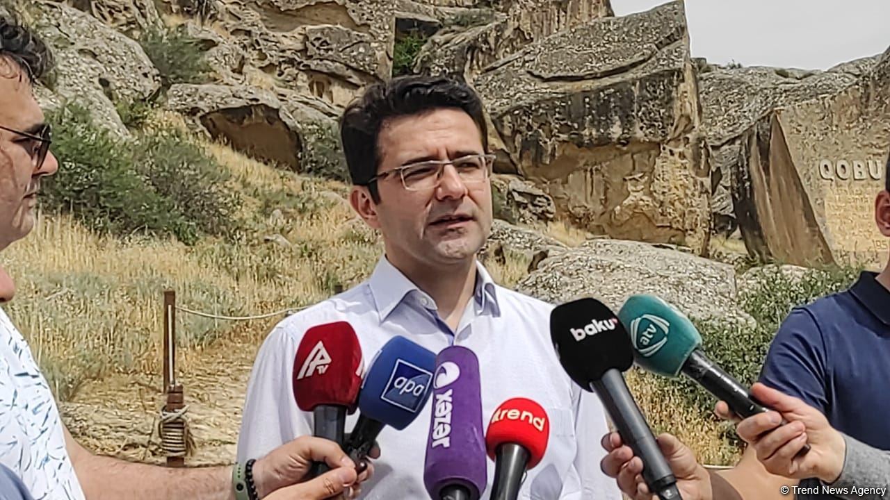Beynəlxalq blogerlər azad olunmuş torpaqlara səfər edəcəklər (FOTO) - Gallery Image