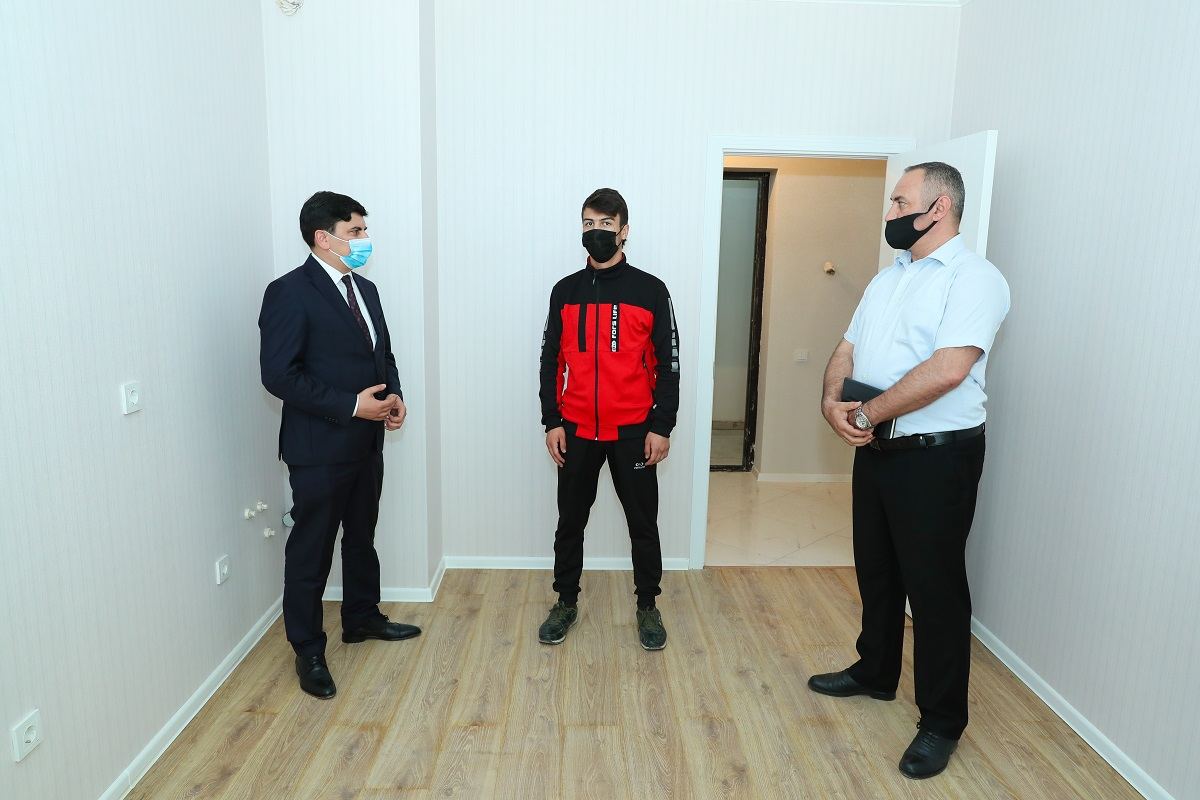 Şəhid Nurlan Qurbanlının ailəsinə mənzil verildi (FOTO) - Gallery Image