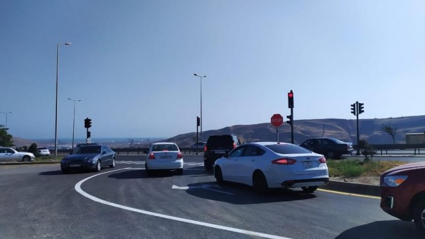 Bakıda daha bir yolda işıqforlar quraşdırıldı- FOTOLAR Bakıda daha bir yolda işıqforlar quraşdırıldı- FOTOLAR