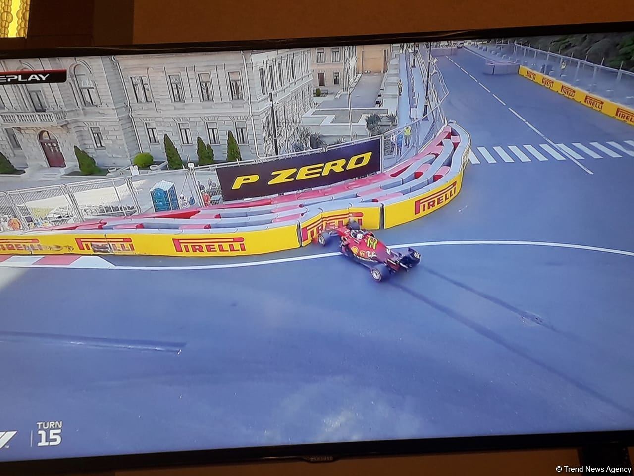 Bakıda F1-də növbəti qəza (FOTO) - Gallery Image
