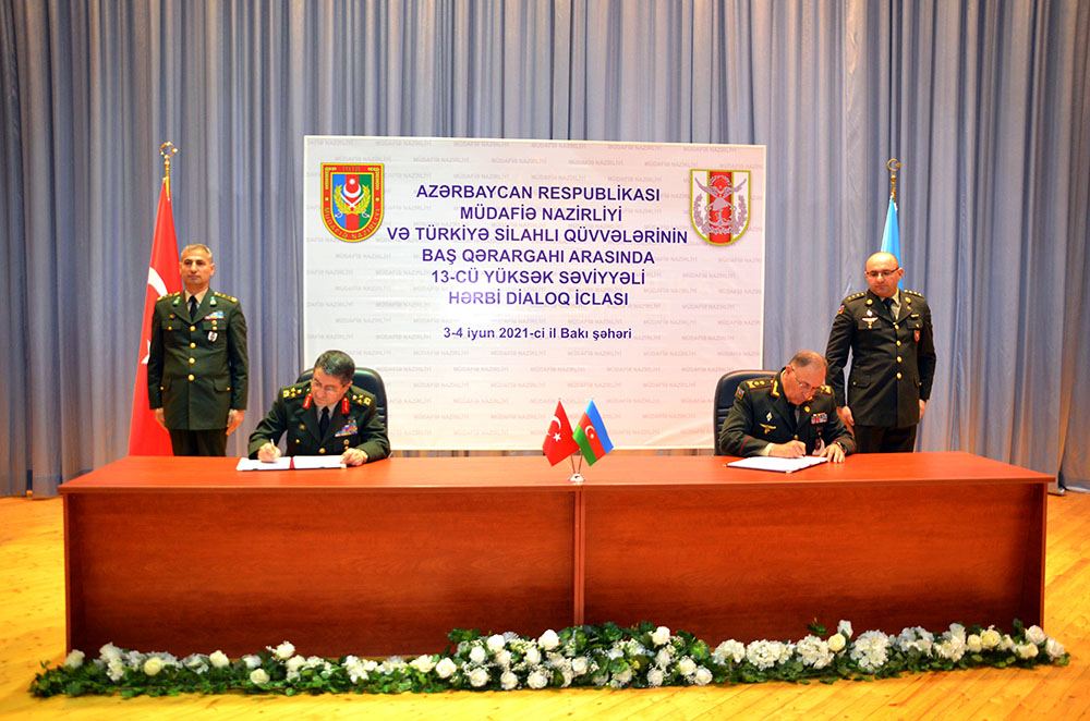 Azərbaycan-Türkiyə Yüksək Səviyyəli Hərbi Dialoq İclası başa çatıb (FOTO) - Gallery Image