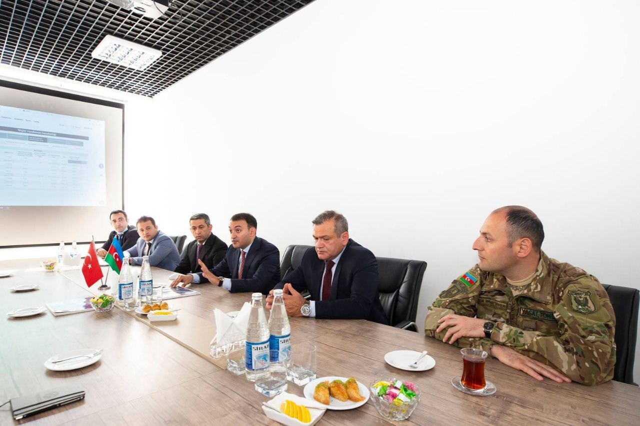 Türkiyə Baş Qərargahının ikinci rəisi "ASAN xidmət"də olub (FOTO) - Gallery Image