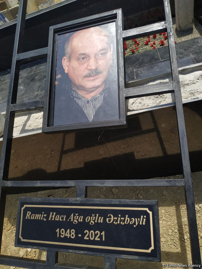 Xalq artisti Ramiz Əzizbəyli dəfn olunub (FOTO) - Gallery Image