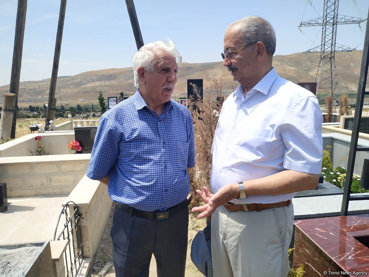Xalq artisti Ramiz Əzizbəyli dəfn olunub (FOTO) - Gallery Image