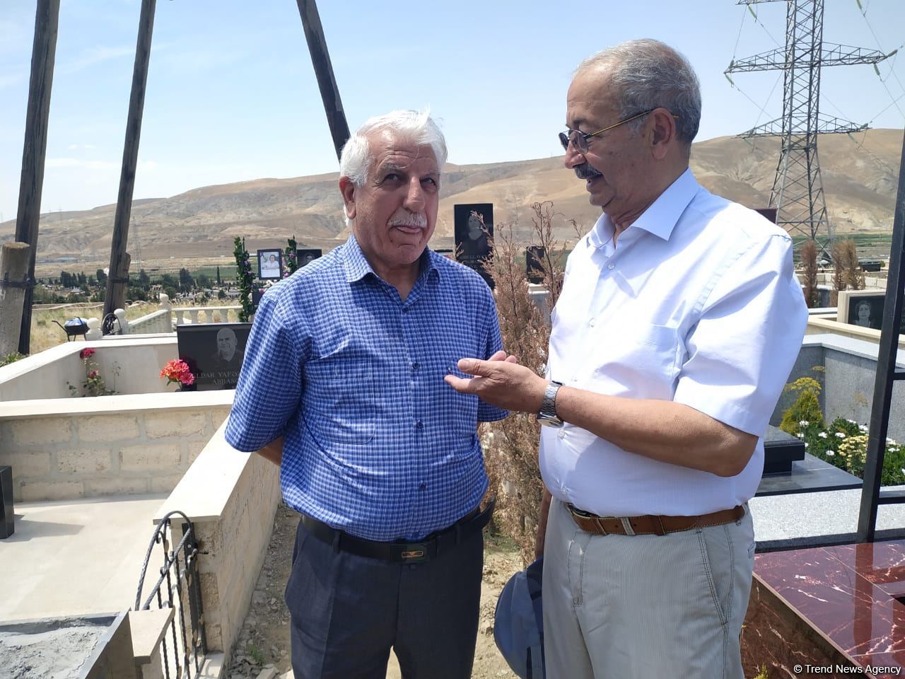 Xalq artisti Ramiz Əzizbəyli dəfn olunub (FOTO) - Gallery Image