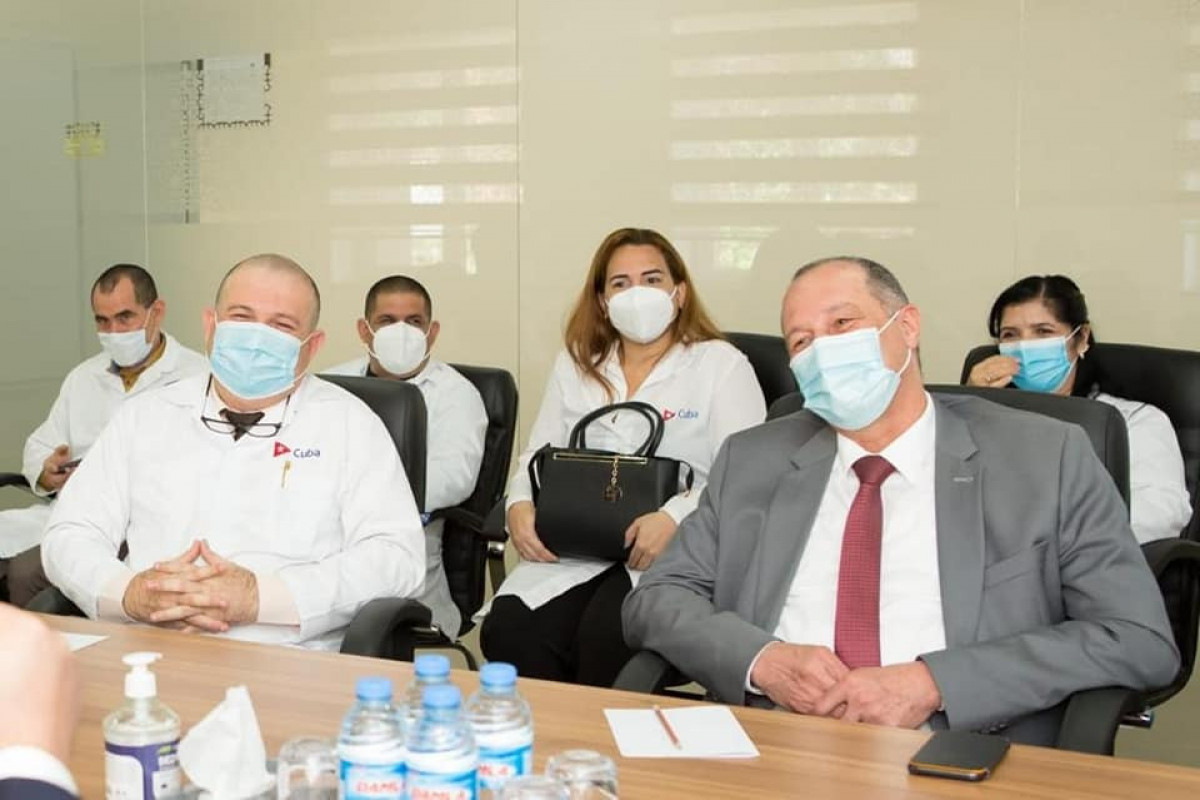 COVID-19-la mübarizəyə cəlb edilmiş kubalı tibbi heyətin yolasalma mərasimi keçirilib - <span class=