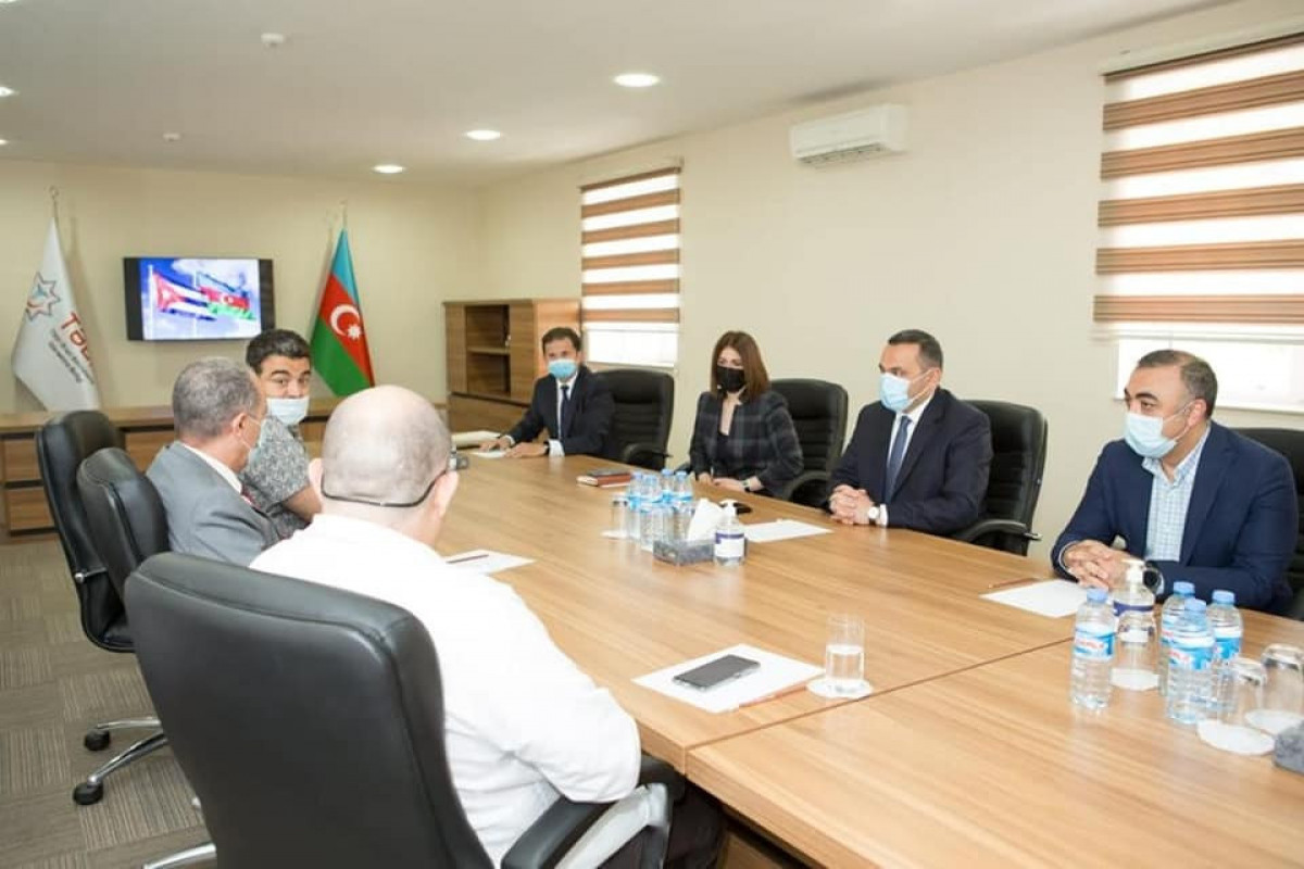 COVID-19-la mübarizəyə cəlb edilmiş kubalı tibbi heyətin yolasalma mərasimi keçirilib - <span class=