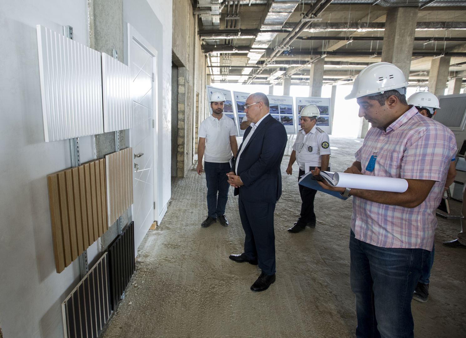 DGK sədri "Xanoba" gömrük postunda tikinti işləri ilə tanış olub (FOTO) - Gallery Image