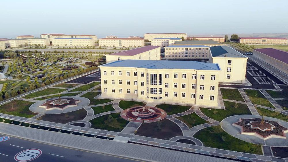 Muxtar respublikada hərbi hissələrdə müasir xidmət infrastrukturu yaradılıb (FOTO/VİDEO) - Gallery Image
