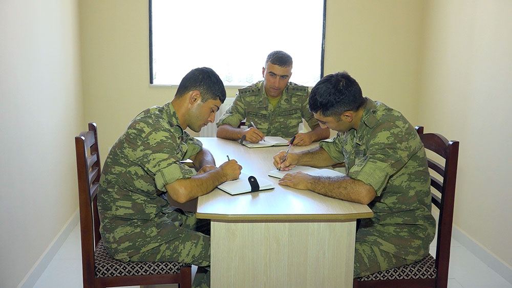 Muxtar respublikada hərbi hissələrdə müasir xidmət infrastrukturu yaradılıb (FOTO/VİDEO) - Gallery Image