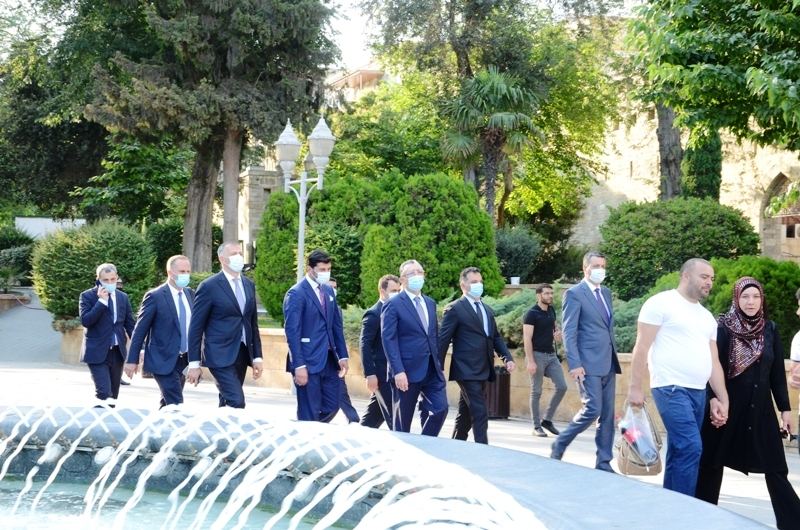 Tbilisi meri Bakını gəzib (FOTO) - Gallery Image