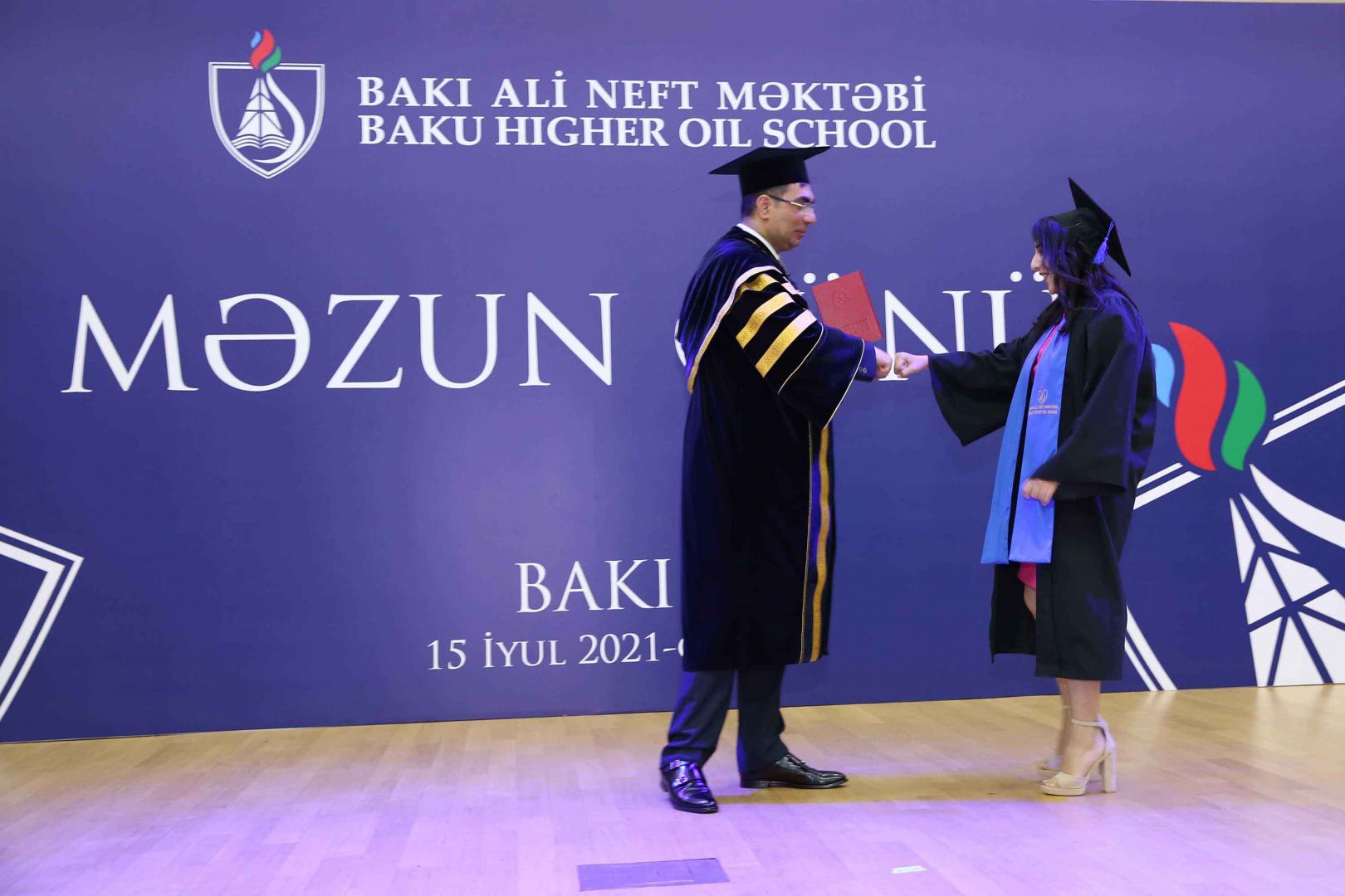 Bakı Ali Neft Məktəbində (BANM) beşinci dəfə “Məzun günü” keçirilib (FOTO) - Gallery Image
