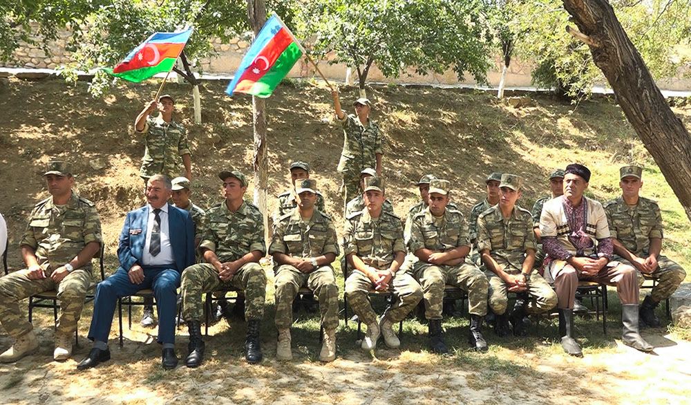 Əlahiddə Ümumqoşun Orduda qazilərlə əsgərlərin görüşü təşkil edilib (FOTO/VİDEO) - Gallery Image