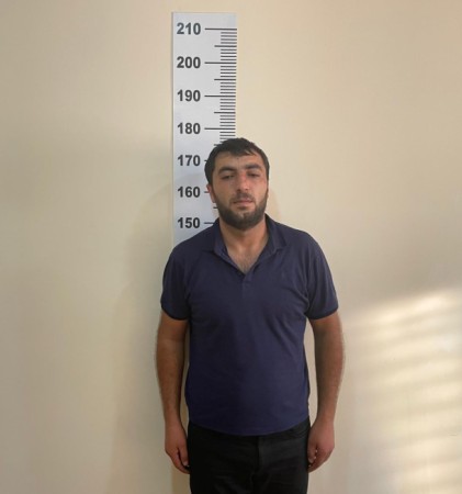 Narkotik satan şəxs və müştərisi tutuldu- FOTO