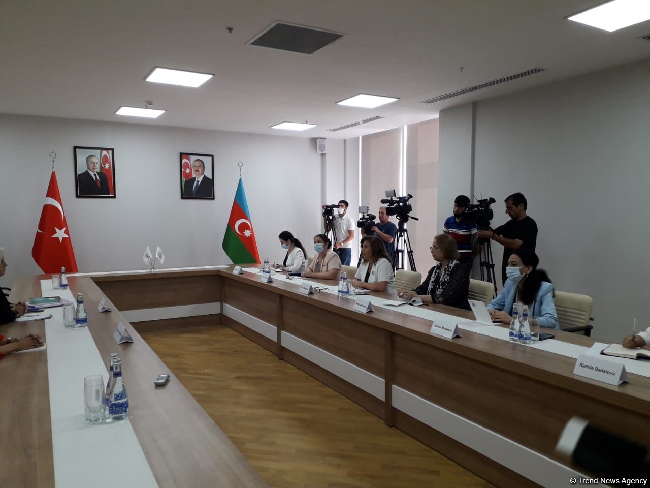Şuşaya Azərbaycan bayrağı sancılarkən biz də sevincdən ağladıq - Ayşe Keşir (FOTO) - Gallery Image