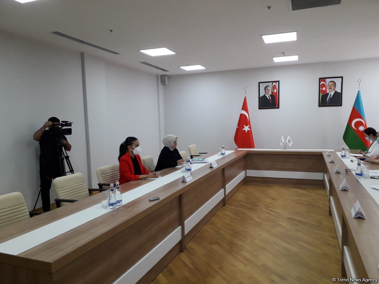 Şuşaya Azərbaycan bayrağı sancılarkən biz də sevincdən ağladıq - Ayşe Keşir (FOTO) - Gallery Image