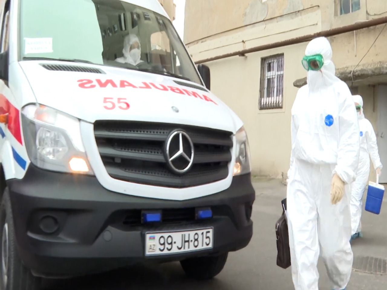 Bakıda üç aktiv koronavirus xəstəsi küçədə saxlanıldı (FOTO) - Gallery Image