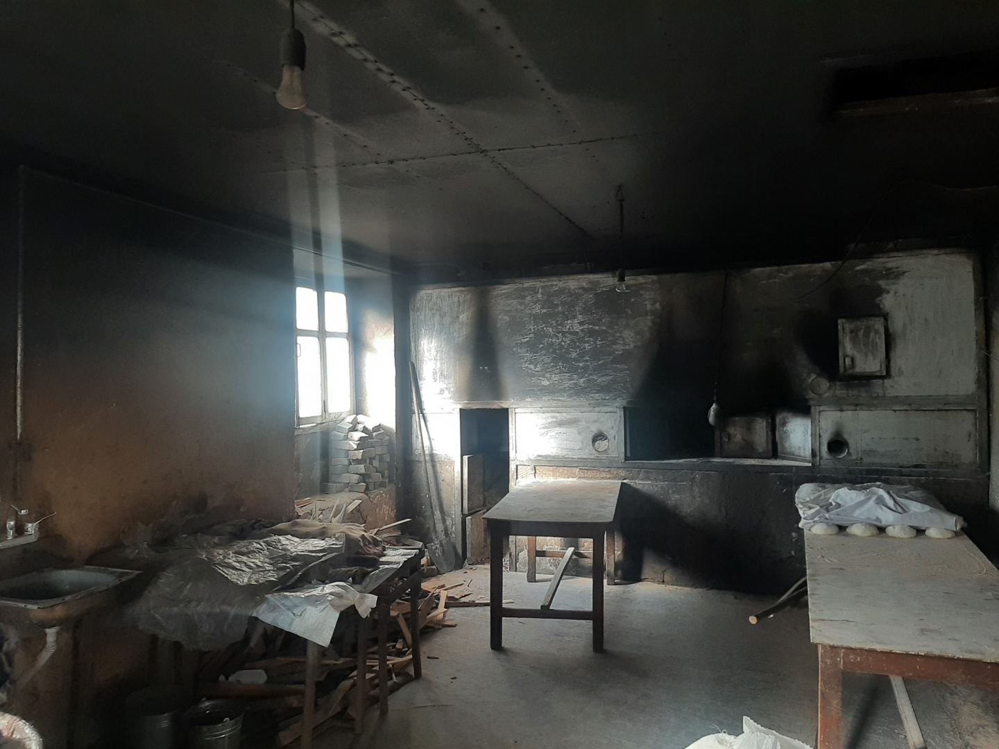 Tovuzda çörək istehsalı müəssisəsində nöqsanlar aşkarlanıb (FOTO) - Gallery Image