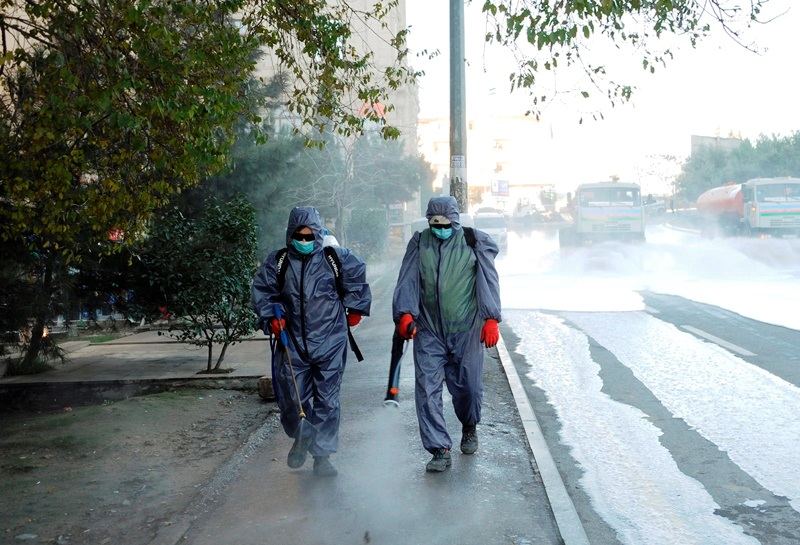 Bakı küçələrində növbəti dezinfeksiya aparılır (FOTO) - Gallery Image