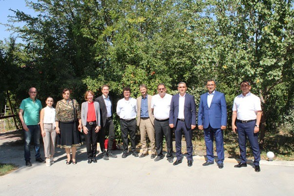 Məcburi köçkünlərlə bağlı keçirilən layihənin nəticələri ilə tanışlıq oldu- FOTOLAR Məcburi köçkünlərlə bağlı keçirilən layihənin nəticələri ilə tanışlıq oldu- FOTOLAR