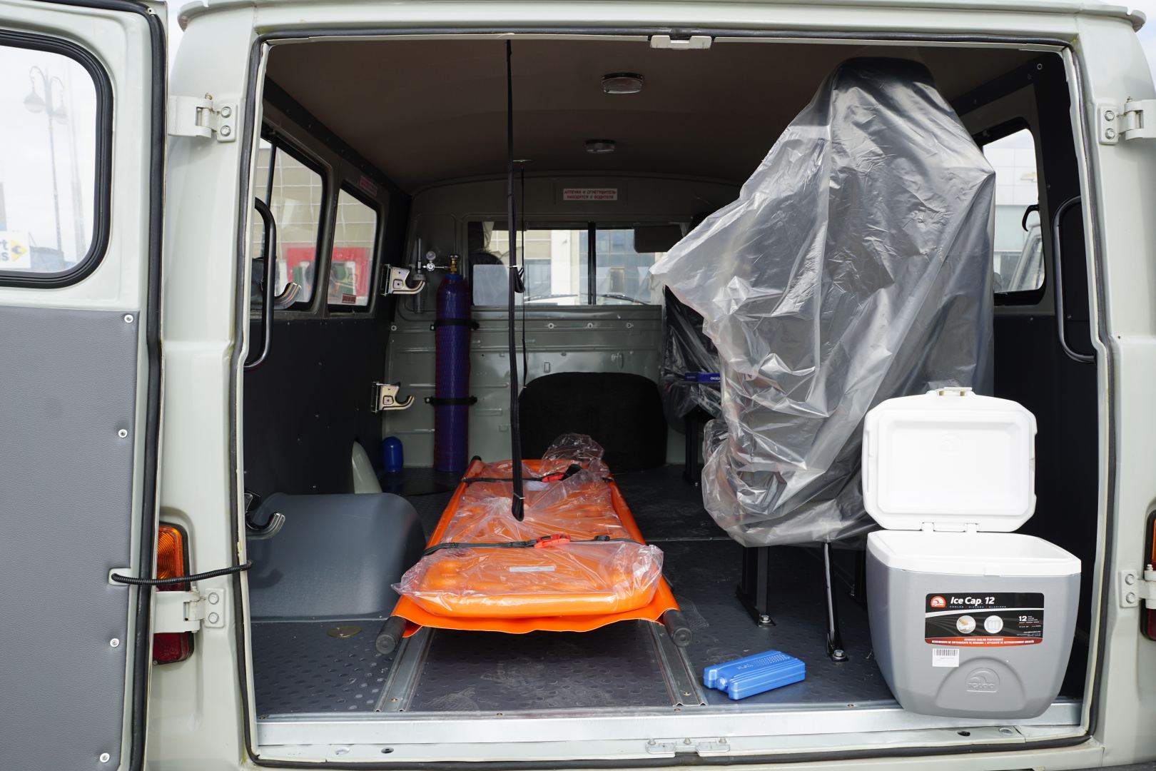 ANAMA Qarabağa minatəmizləmə əməliyyatları ilə bağlı 8 ambulans göndərib (FOTO) - Gallery Image