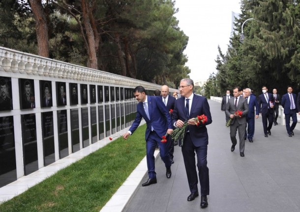 Azərbaycan və Türkiyə arasında iş proqramı imzalandı- FOTOLAR