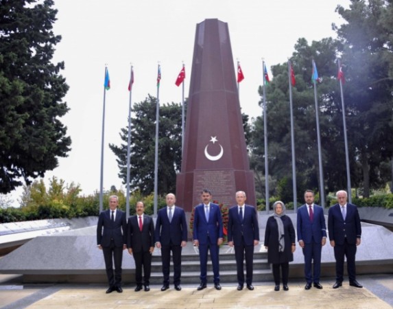 Azərbaycan və Türkiyə arasında iş proqramı imzalandı- FOTOLAR