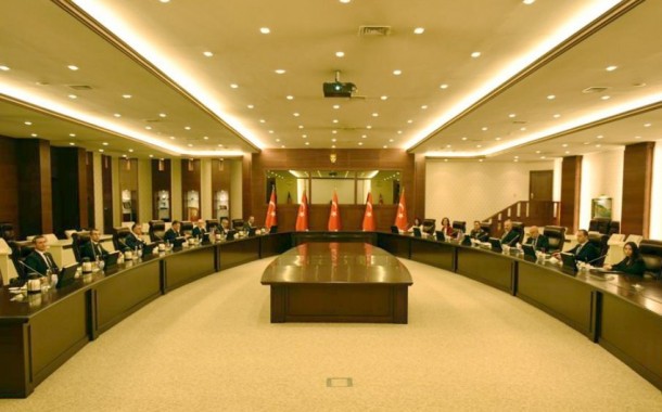 Ramil Usubov türkiyəli həmkarı ilə görüşdü Ramil Usubov türkiyəli həmkarı ilə görüşdü