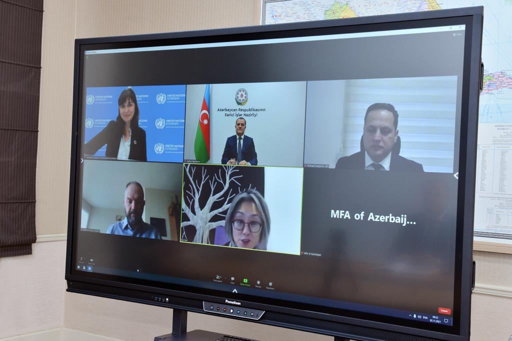 Ceyhun Bayramov BMT-nin regional direktoru ilə görüşüb (FOTO) - Gallery Image