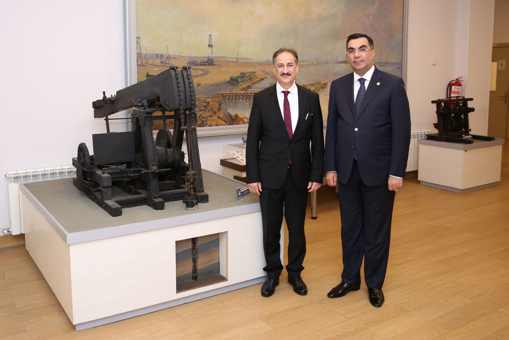 Bakı Ali Neft Məktəbi ilə Boğaziçi Universiteti arasında Anlaşma Memorandumu imzalanıb (FOTO) - Gallery Image