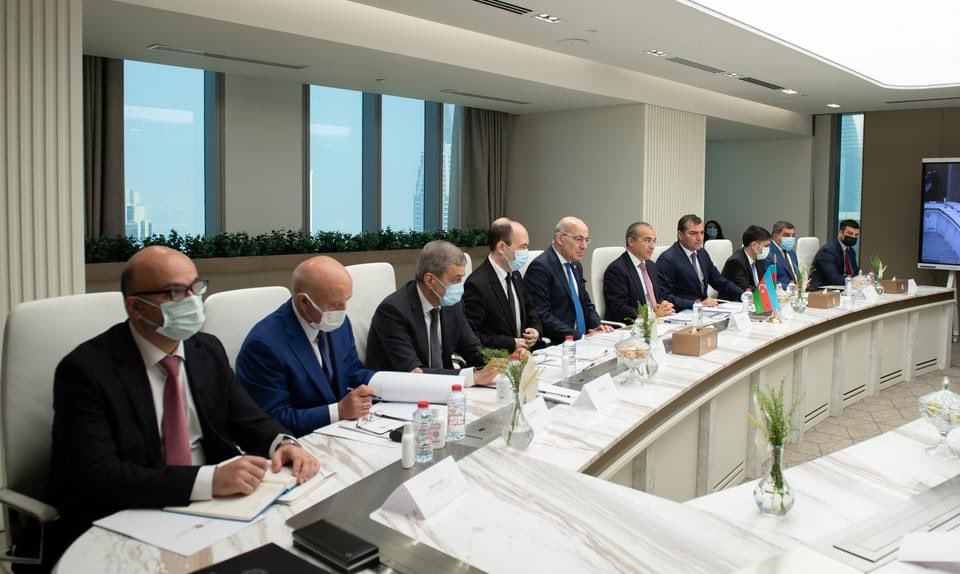 Azərbaycan və BƏƏ arasında Biznes şurası yaradılacaq (FOTO) - Gallery Image