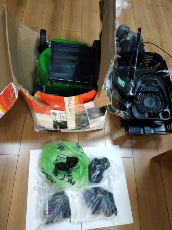 Narkotik vasitəni Kanadaya  poçtla göndərmək istədilər- FOTO