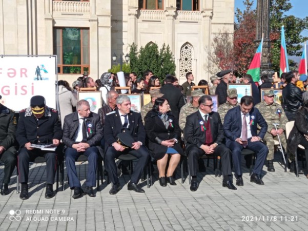 Novruz Aslanov Ismayıllıda “Zəfər günü”nü sakinlərlə birlikdə qeyd etdi - FOTOLAR