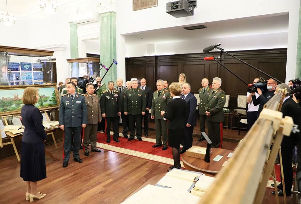 Zakir Həsənov MDB Müdafiə Nazirləri Şurasının növbəti iclasında iştirak edib (FOTO) - Gallery Image