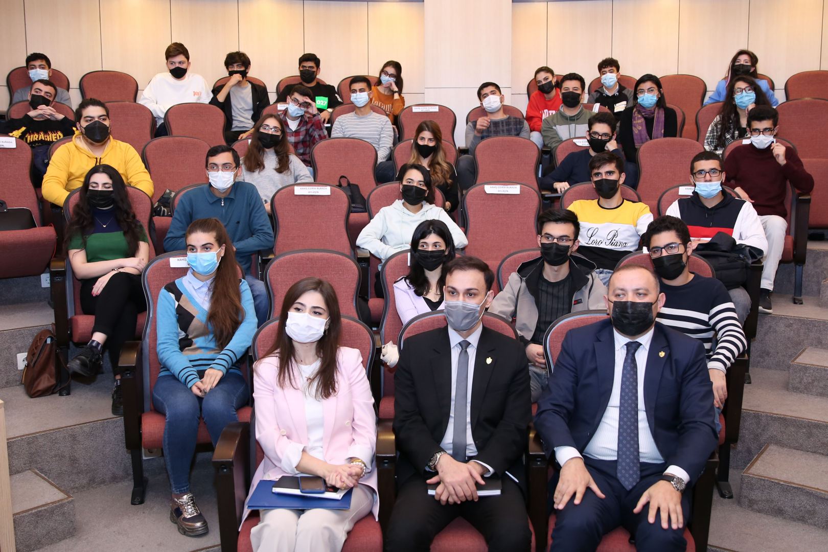 “SABAH.lab” Akselerasiya Mərkəzinin Bakı Ali Neft Məktəbinin tələbələri üçün təqdimatı (FOTO) - Gallery Image