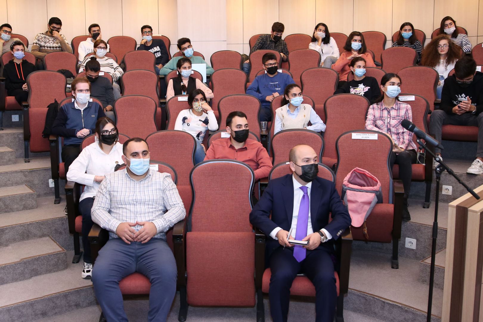 “SABAH.lab” Akselerasiya Mərkəzinin Bakı Ali Neft Məktəbinin tələbələri üçün təqdimatı (FOTO) - Gallery Image