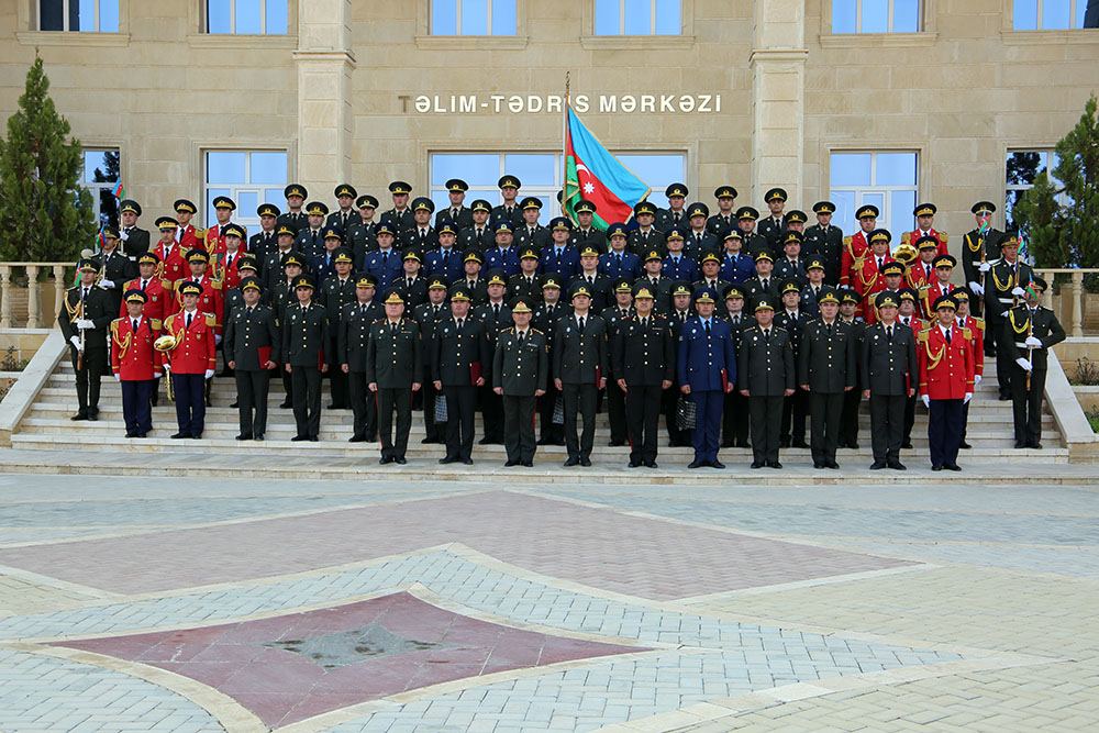 Əlahiddə Ümumqoşun Orduda növbəti zabit heyətinin təkmilləşdirilməsi kursu uğurla başa çatıb (FOTO/VİDEO) - Gallery Image