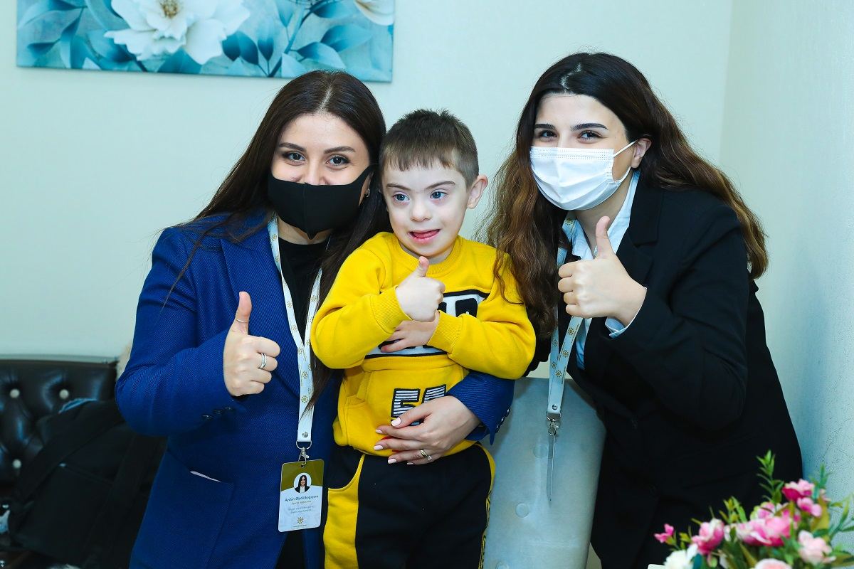 Daha üç rayonda uşaqların səyyar sosial reabilitasiyasına başlanıb (FOTO) - Gallery Image