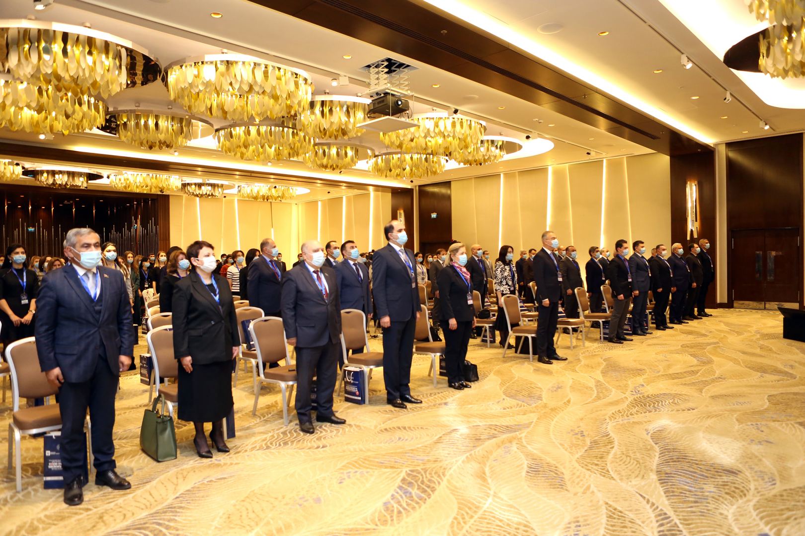 "COVID 19: Erkən və Gecikmiş Fəsadlar" mövzusunda Beynəlxalq Elmi Konfrans öz işinə başlayıb (FOTO) - Gallery Image