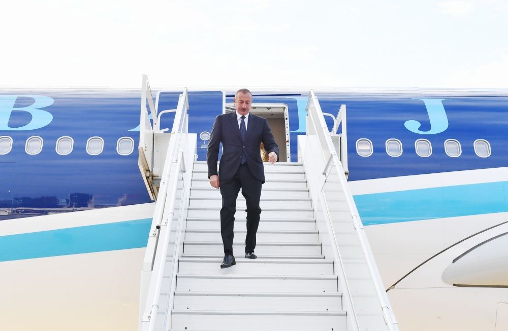 Prezident İlham Əliyev Soçi şəhərinə işgüzar səfərə gəlib (FOTO) - Gallery Image