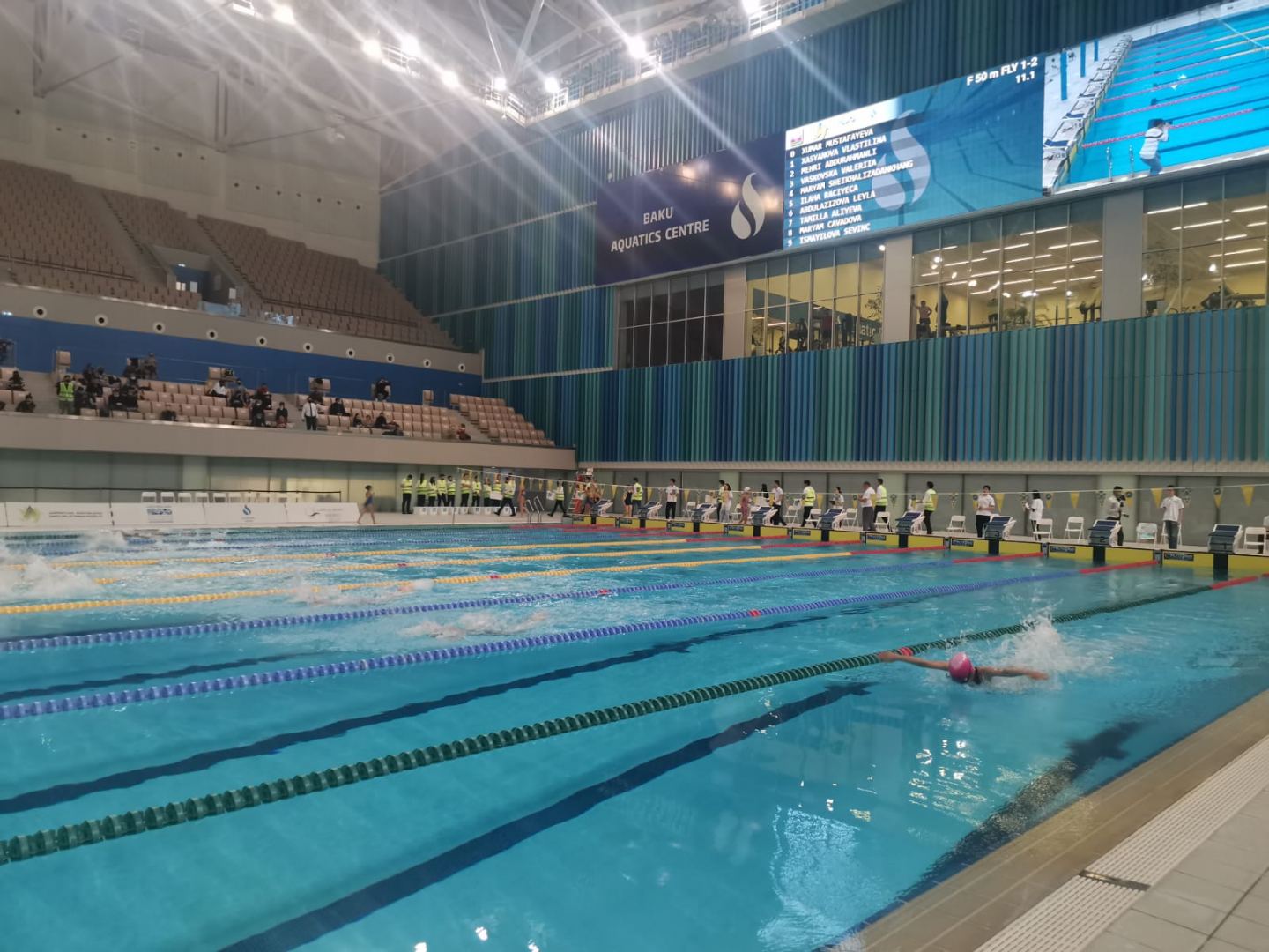 Üzgüçülük üzrə açıq Azərbaycan çempionatı keçirilir (FOTO) - Gallery Image