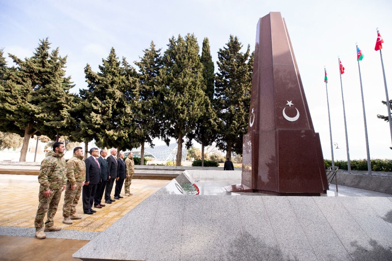 Türkiyə generalları Azərbaycanda səfərdədir (FOTO) - Gallery Image