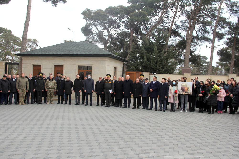 Şəhidlərin xatirəsinə həsr olunmuş anım mərasimləri keçirilib (FOTO) - Gallery Image