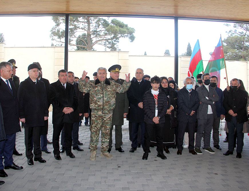 Şəhidlərin xatirəsinə həsr olunmuş anım mərasimləri keçirilib (FOTO) - Gallery Image
