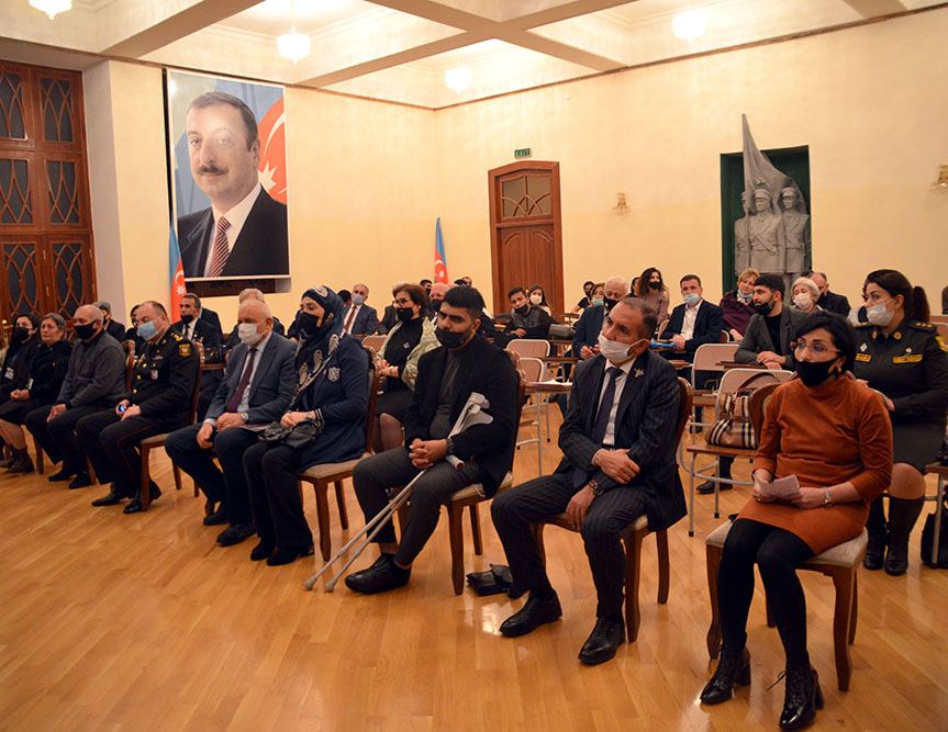 Şəhidlərin xatirəsinə həsr olunmuş anım mərasimləri keçirilib (FOTO) - Gallery Image