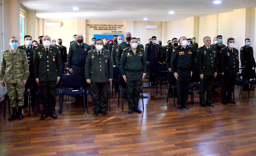 Hərbi Tibb Fakültəsində rezidentlərin buraxılış mərasimi keçirilib (FOTO) - Gallery Image