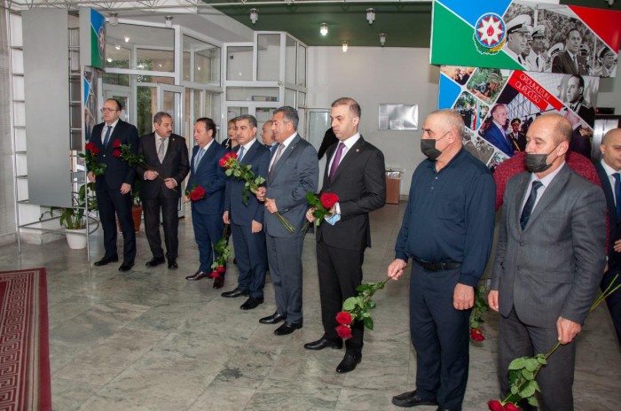 Nərimanovda Ümummilli Lider Heydər Əliyevin anım tədbiri keçirildi- FOTOLAR
