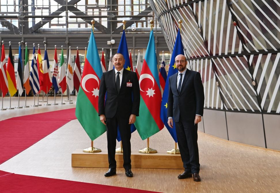 Brüsseldə Prezident İlham Əliyev ilə Avropa İttifaqı Şurasının Prezidenti arasında görüş olub (FOTO) - Gallery Image