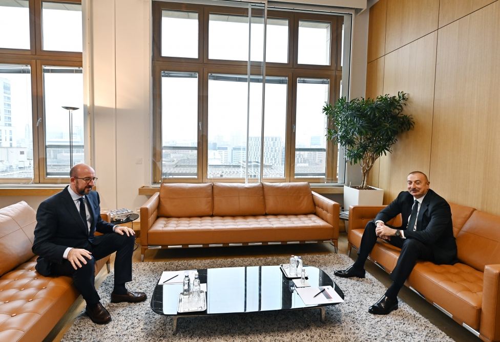 Brüsseldə Prezident İlham Əliyev ilə Avropa İttifaqı Şurasının Prezidenti arasında görüş olub (FOTO) - Gallery Image